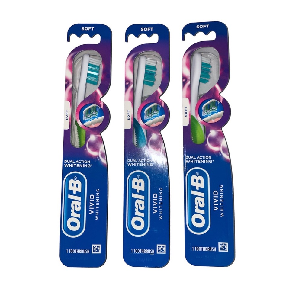 Oral B Toothbrush Vivid Soft Bristles Lot Of 3 NEW
